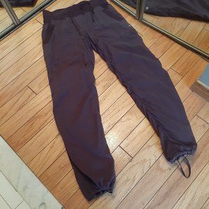 LULU: DANCE STUDIO (?) PANTS